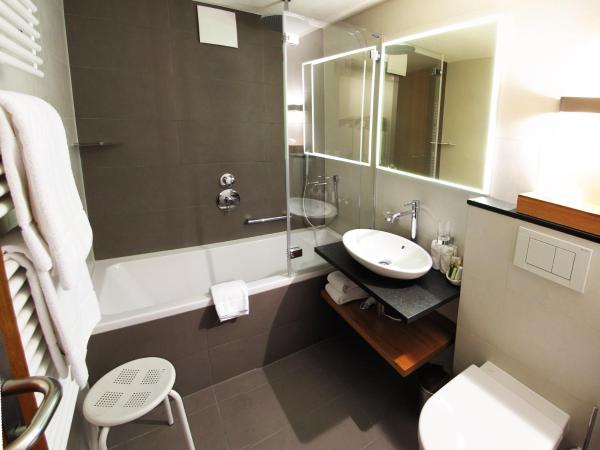 Hotel Allalin Saas-Fee : photo 5 de la chambre suite familiale classique