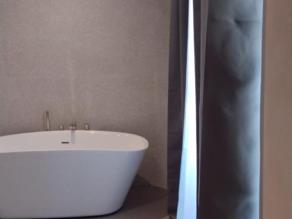 20 Miglia Boutique Hotel : photo 8 de la chambre suite junior avec balcon