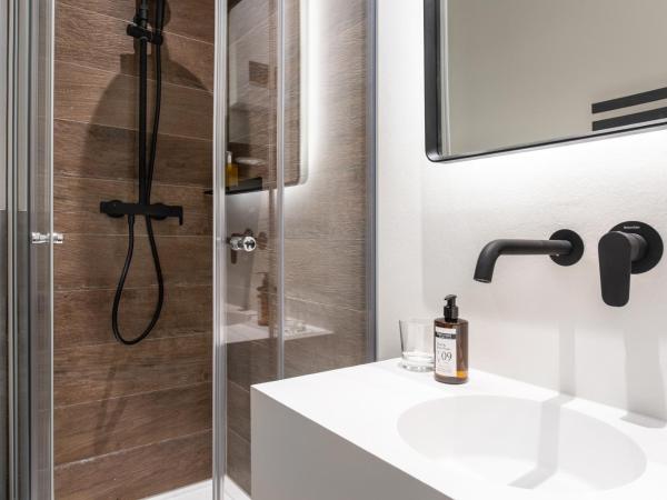 B-Hotel : photo 1 de la chambre ville 1