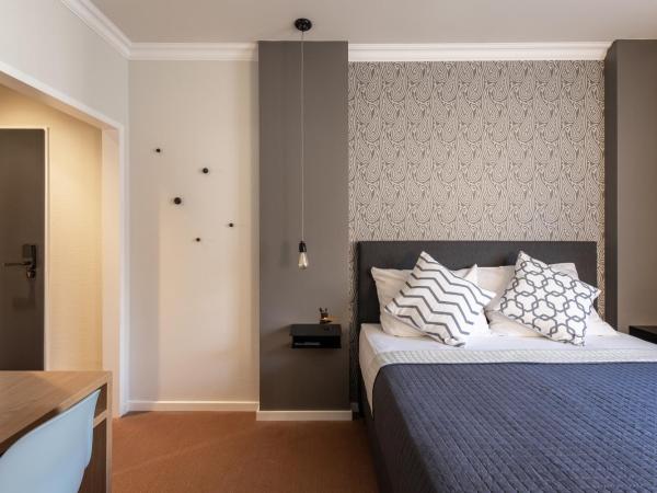 B-Hotel : photo 6 de la chambre ville 2