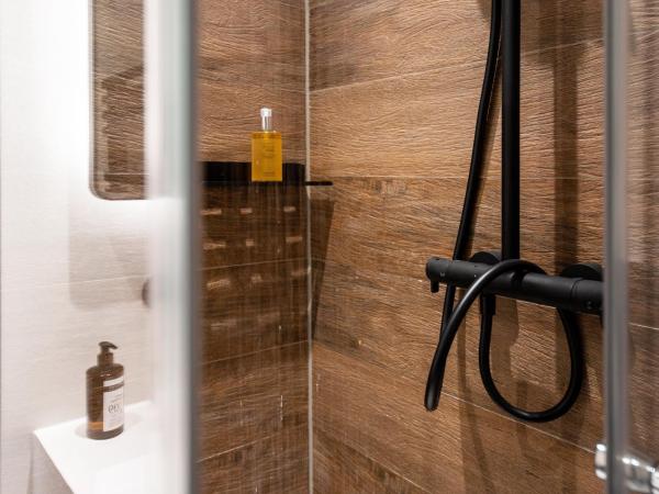 B-Hotel : photo 4 de la chambre ville appartement i