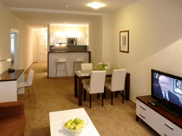 Hotel Embassy : photo 2 de la chambre appartement (4 adultes)