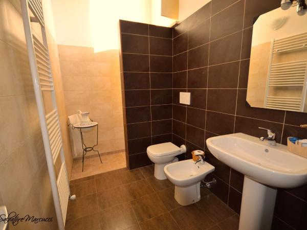Masseria La Lizza - Ospitalità Rurale : photo 4 de la chambre chambre double avec salle de bains privative