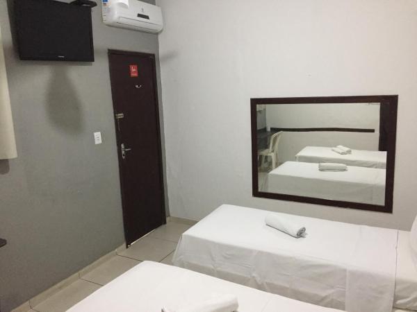 Novo Hotel Barro Preto : photo 4 de la chambre chambre lits jumeaux