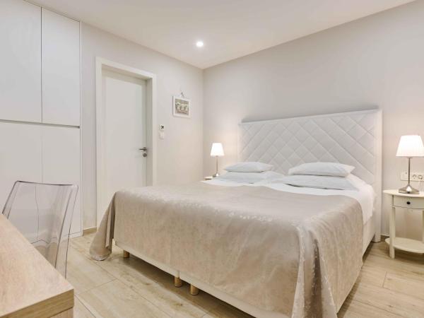 Best location Rooms : photo 6 de la chambre chambre double ou lits jumeaux avec salle de bains