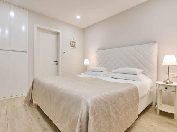 Best location Rooms : photo 2 de la chambre chambre double ou lits jumeaux avec salle de bains