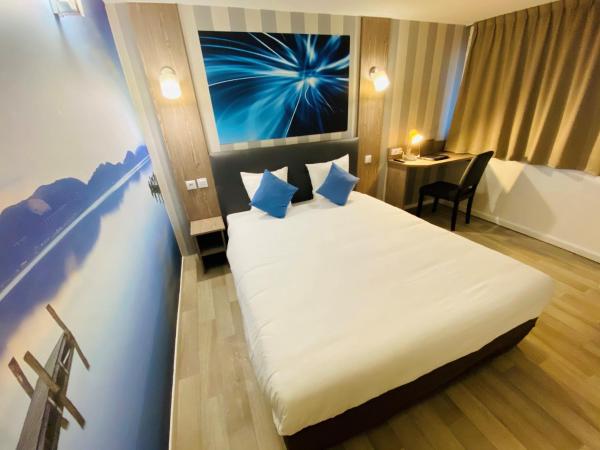 Hotel RBX - Roubaix Centre : photo 6 de la chambre chambre double