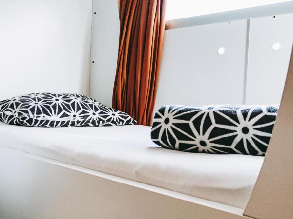 Funk Lounge Hostel : photo 2 de la chambre lit dans dortoir mixte de 6 lits