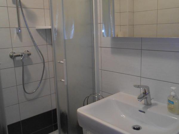 Villa Kristina : photo 5 de la chambre chambre simple confort avec balcon