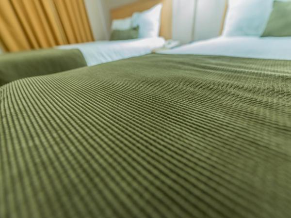 Howard Johnson by Wyndham Downtown Kamloops : photo 4 de la chambre chambre 2 lits queen-size - non-fumeurs