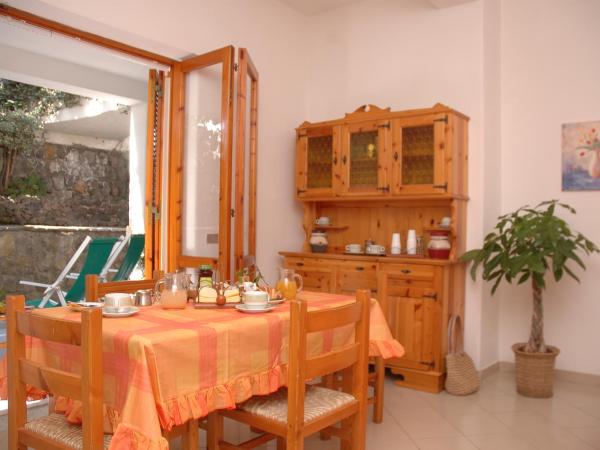 Residence Villa Tina : photo 3 de la chambre appartement (4 adultes)