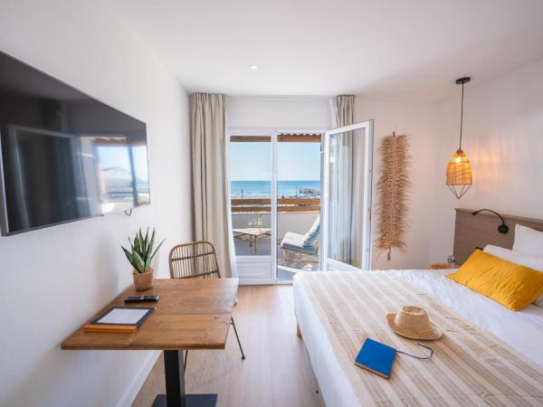 Hôtel Casa Marina : photo 5 de la chambre chambre lit king-size - vue sur mer