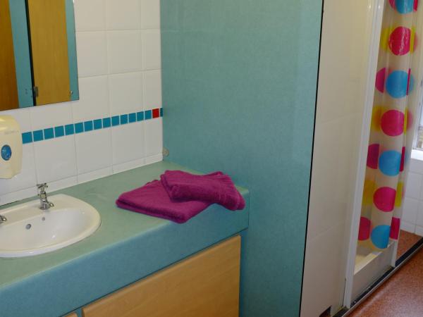 Bath YMCA Hostel : photo 2 de la chambre chambre simple standard avec salle de bains commune