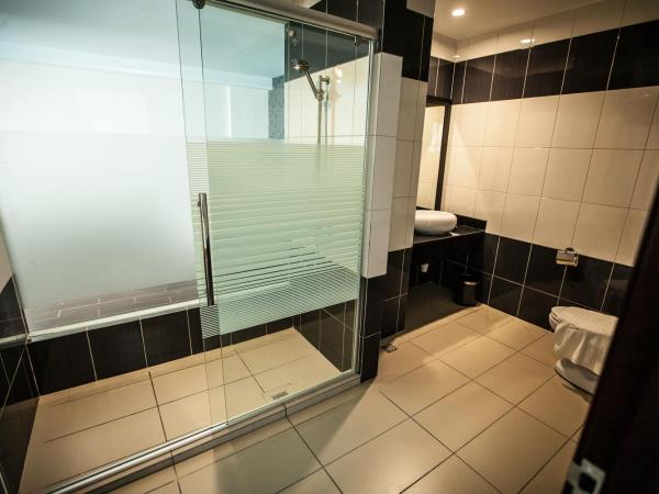 Putatan Platinum Hotel : photo 5 de la chambre chambre familiale