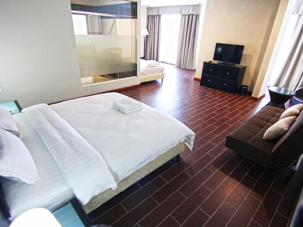 Putatan Platinum Hotel : photo 4 de la chambre chambre familiale