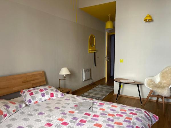 Pardo Bar : photo 6 de la chambre chambre double avec salle de bains privative