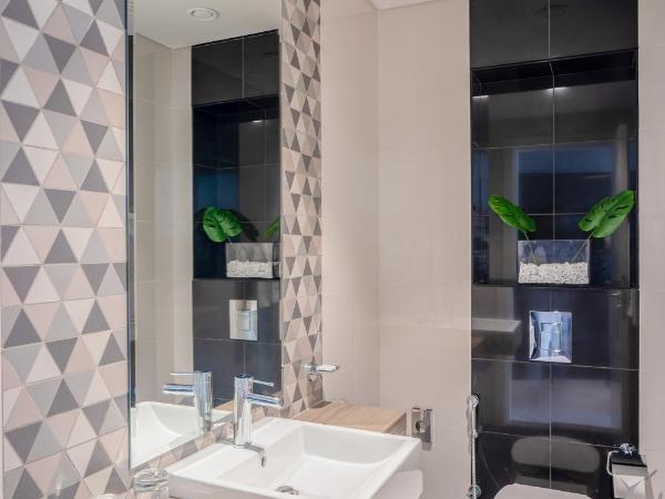 Radisson Dubai Damac Hills : photo 5 de la chambre suite 2 chambres