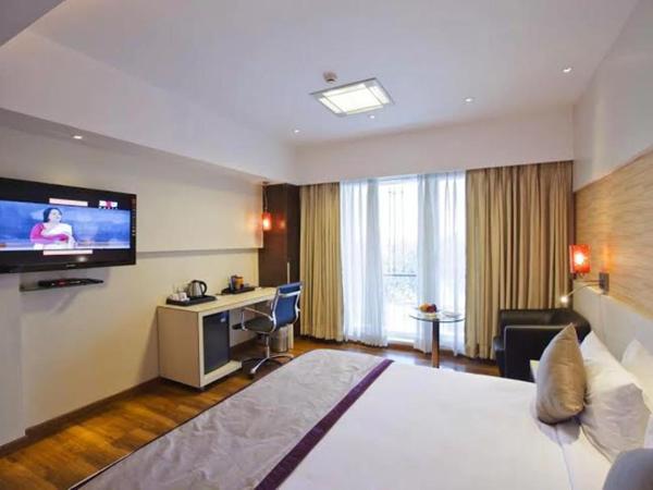 Spree Shivai Hotel Pune : photo 1 de la chambre chambre lit king-size deluxe