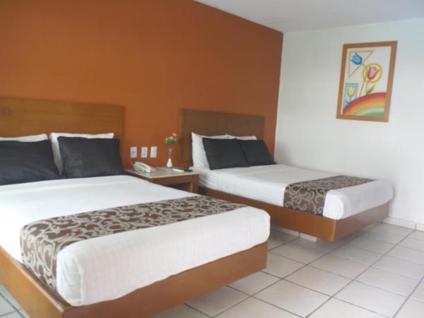 Hotel Arcos Aeropuerto : photo 5 de la chambre chambre lits jumeaux
