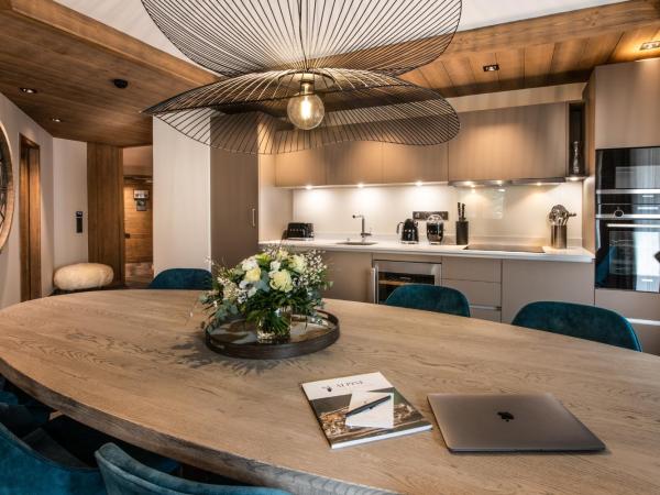 Manali Lodge by Alpine Resorts : photo 3 de la chambre appartement avec terrasse