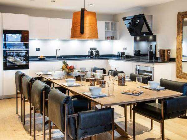 Manali Lodge by Alpine Resorts : photo 5 de la chambre appartement avec vue sur la montagne