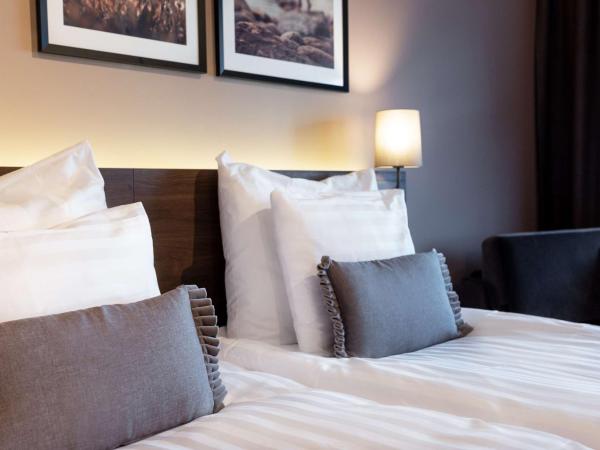 Scandic Helsinki Airport : photo 3 de la chambre chambre lits jumeaux avec baignoire