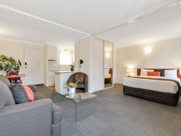 The Peninsula Riverside Serviced Apartments : photo 5 de la chambre studio