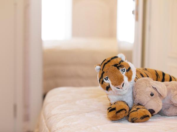 Hotel Baia Imperiale : photo 5 de la chambre chambre familiale