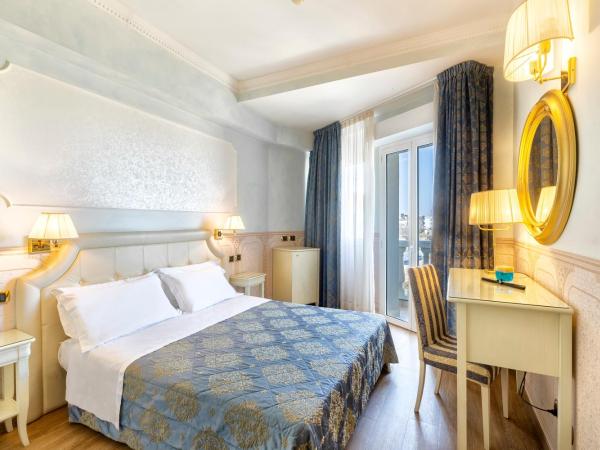 Hotel Baia Imperiale : photo 4 de la chambre chambre double ou lits jumeaux classique