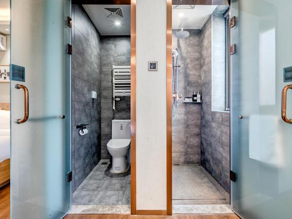 Happy Dragon City Culture Hotel -In the city center with ticket service&food recommendation,Near Tian'AnMen Forbidden City,Wangfujing walking street,easy to get any tour sights in Beijing : photo 5 de la chambre suite familiale