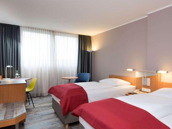Ramada by Wyndham Hannover Messe : photo 1 de la chambre chambre lits jumeaux - non-fumeurs