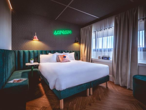 The ReMIX Hotel : photo 2 de la chambre chambre duo rock