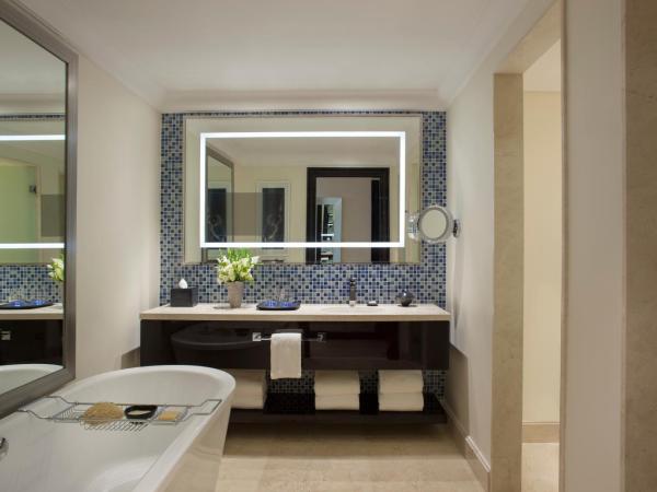 Four Seasons Hotel Buenos Aires : photo 4 de la chambre chambre lit king-size - vue sur ville