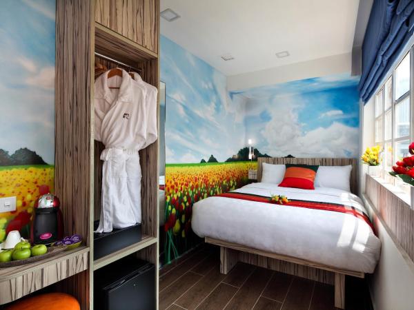 Hotel Clover The Arts : photo 2 de la chambre chambre exécutive lit queen-size