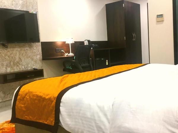 Hotel Aksh Inn : photo 1 de la chambre chambre deluxe