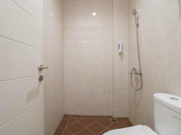 Wisma KPBD Residence Syariah Mitra RedDoorz : photo 9 de la chambre chambre double standard