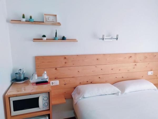 Pensión Urkia : photo 3 de la chambre chambre double Économique