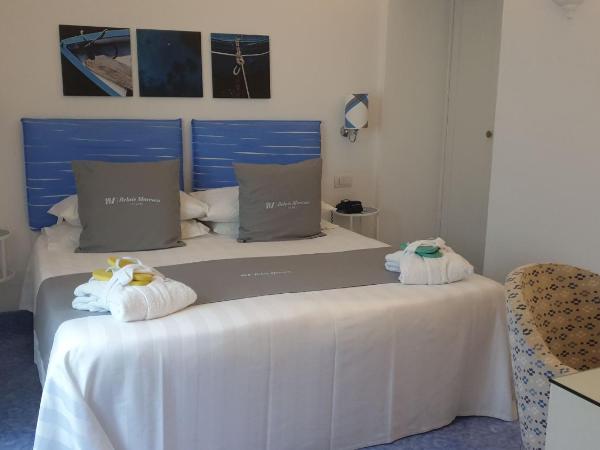 Relais Maresca Luxury Small Hotel & Terrace Restaurant : photo 6 de la chambre chambre double classique - vue sur intérieur