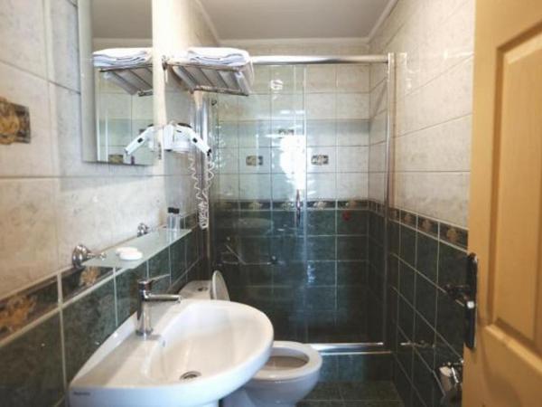 Cheers Vintage Hostel : photo 3 de la chambre chambre familiale - vue sur mer