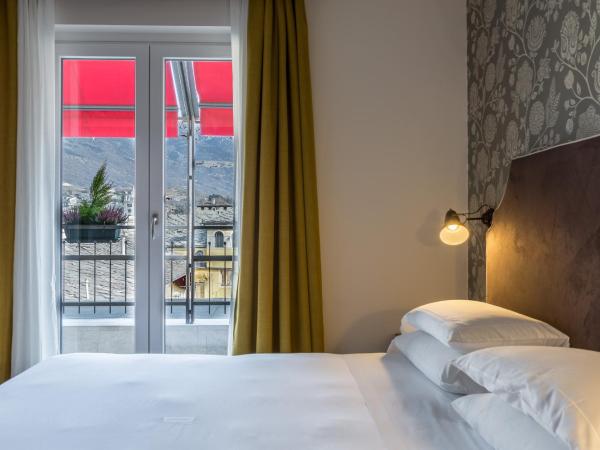 Duca D'Aosta Hotel : photo 4 de la chambre suite avec balcon