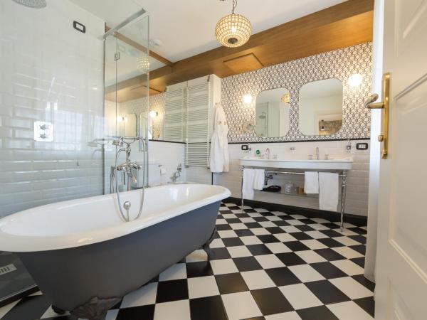 Duca D'Aosta Hotel : photo 3 de la chambre suite avec balcon