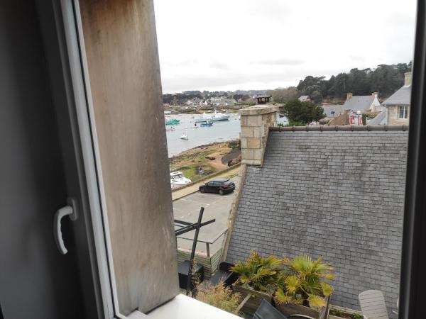 Hôtel des Rochers : photo 4 de la chambre chambre double deluxe - vue latérale sur mer