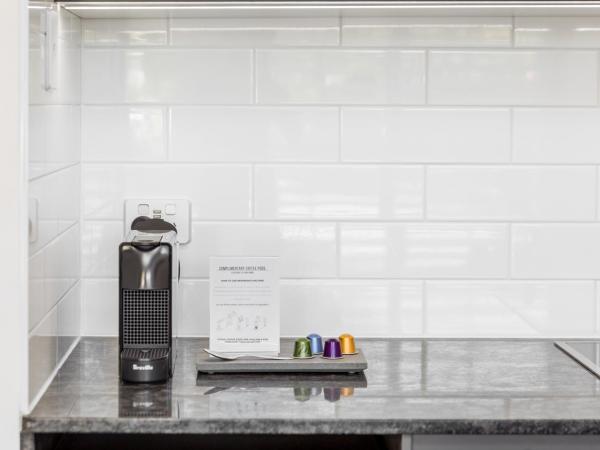 Coopers Colonial Motel : photo 5 de la chambre studio lit king-size deluxe