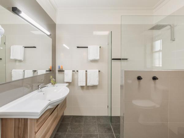 Coopers Colonial Motel : photo 3 de la chambre studio lit king-size deluxe