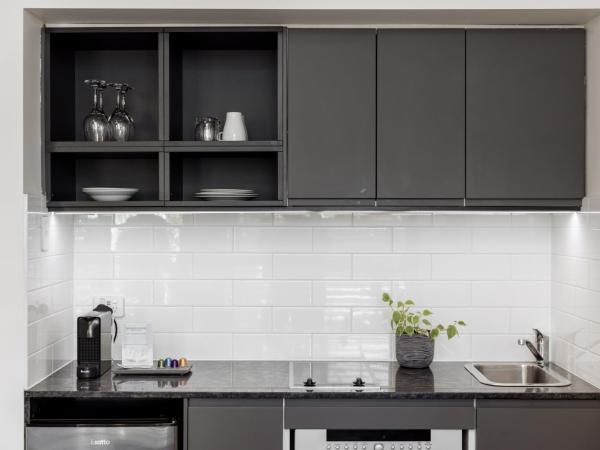 Coopers Colonial Motel : photo 2 de la chambre studio lit king-size deluxe