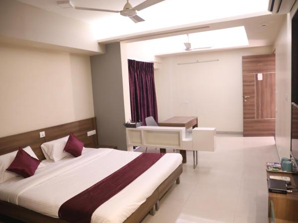 AUHTEL Baner : photo 6 de la chambre studio double deluxe