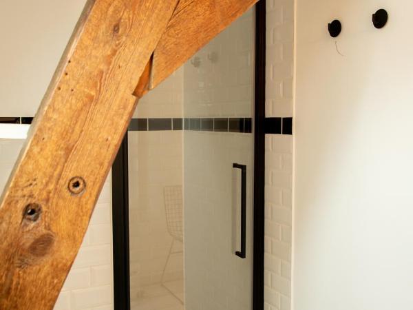 huisalfons : photo 7 de la chambre chambre double avec salle de bains privative