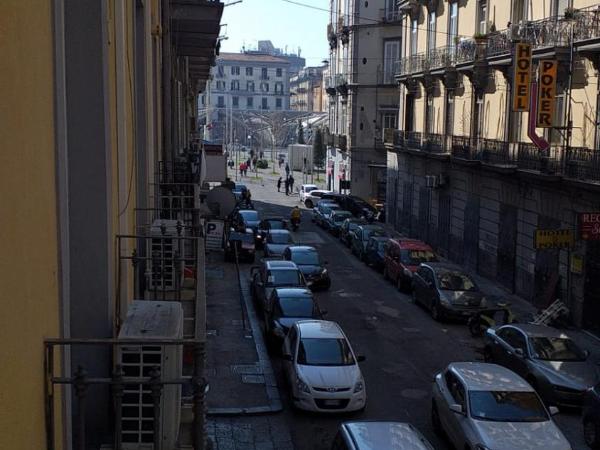 Hotel Vittorio Veneto Napoli : photo 5 de la chambre chambre triple standard