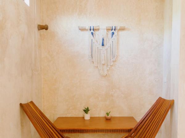 Hostik Hostal : photo 2 de la chambre lit dans dortoir pour femmes de 4 lits