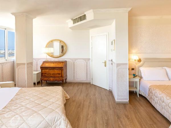 Hotel Baia Imperiale : photo 6 de la chambre suite junior - vue sur mer